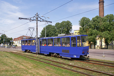 Tallinn Tatra KT4 tram - www.simplonpc.co.uk - Photo: © Ian Boyle, August 8th 2007