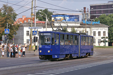 Tallinn Tatra KT4 tram - www.simplonpc.co.uk - Photo: © Ian Boyle, August 8th 2007