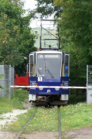 Tallinn Tatra KT4 tram - www.simplonpc.co.uk - Photo: © Ian Boyle, August 8th 2007