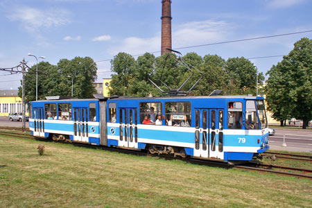 Tallinn Tatra KT4 tram - www.simplonpc.co.uk - Photo: © Ian Boyle, August 8th 2007