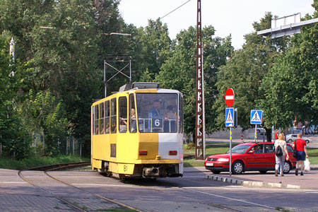 Tallinn Tatra KT4 tram - www.simplonpc.co.uk - Photo: © Ian Boyle, August 8th 2007