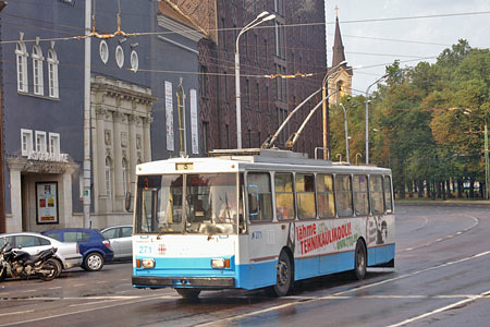 Tallinn Trolleybus - www.simplonpc.co.uk - Photo: © Ian Boyle, August 8th 2007