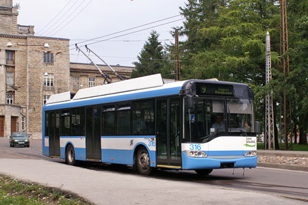 Tallinn Trolleybus - www.simplonpc.co.uk - Photo: © Ian Boyle, August 8th 2007