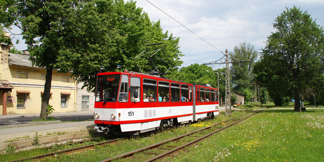 Tallinn Tatra KT4 tram - www.simplonpc.co.uk - Photo: © Ian Boyle, August 8th 2007