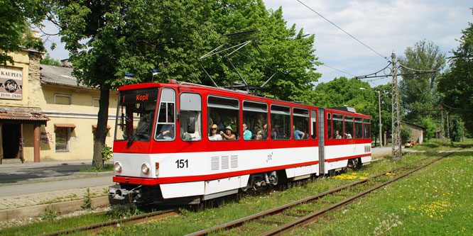 Tallinn Tatra KT4 tram - www.simplonpc.co.uk - Photo: © Ian Boyle, August 8th 2007