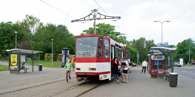 Tallinn Tatra KT4 tram - www.simplonpc.co.uk - Photo: © Ian Boyle, August 8th 2007