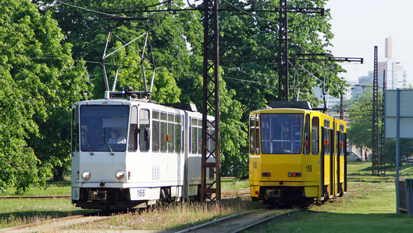 Tallinn Tatra KT4 tram - www.simplonpc.co.uk - Photo: © Ian Boyle, August 8th 2007