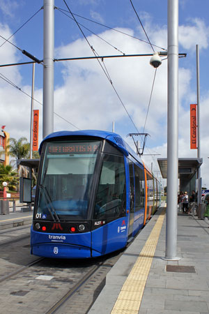 metrotenerife - Photo: © Ian Boyle, 30th March 2011 - www.simplonpc.co.uk