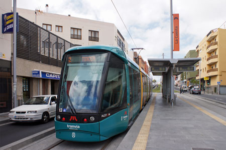 metrotenerife - Photo: © Ian Boyle, 30th March 2011 - www.simplonpc.co.uk