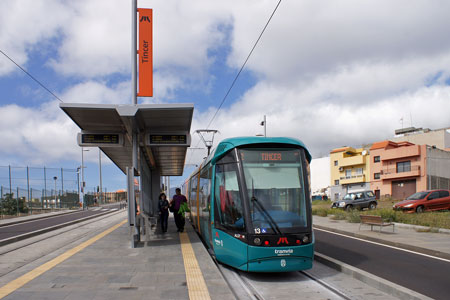 metrotenerife - Photo: © Ian Boyle, 30th March 2011 - www.simplonpc.co.uk