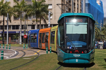 metrotenerife - Photo: © Ian Boyle, 30th March 2011 - www.simplonpc.co.uk