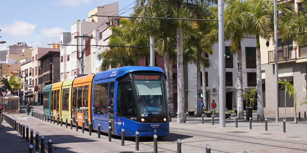 metrotenerife - Photo: © Ian Boyle, 30th March 2011 - www.simplonpc.co.uk