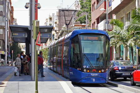 metrotenerife - Photo: © Ian Boyle, 30th March 2011 - www.simplonpc.co.uk