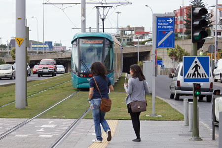 metrotenerife - Photo: © Ian Boyle, 30th March 2011 - www.simplonpc.co.uk