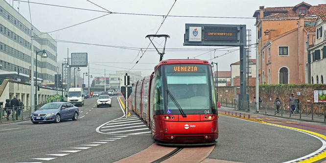 Venice Trams - Tranvia de Mestre - www.simplonpc.co.uk