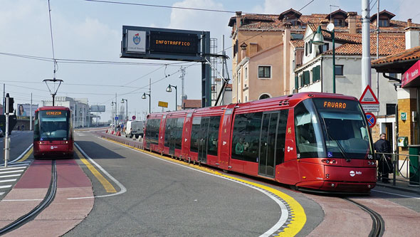 Venice Trams - Tranvia de Mestre - www.simplonpc.co.uk