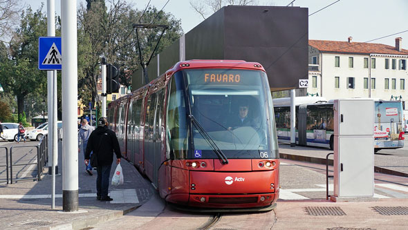 Venice Trams - Tranvia de Mestre - www.simplonpc.co.uk