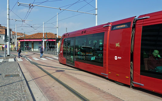 Venice Trams - Tranvia de Mestre - www.simplonpc.co.uk