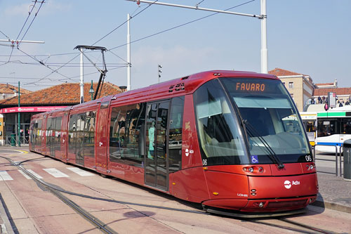 Venice Trams - Tranvia de Mestre - www.simplonpc.co.uk