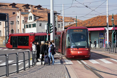 Venice Trams - Tranvia de Mestre - www.simplonpc.co.uk