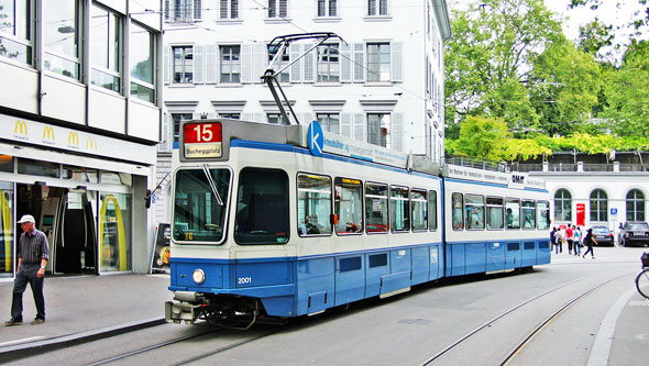 Zurich Tram 2000 - www.simplonpc.co.uk - Photo: ©2014 Ian Boyle