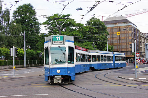 Zurich Tram 2000 - www.simplonpc.co.uk - Photo: ©2014 Ian Boyle