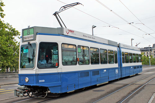 Zurich Tram 2000 - www.simplonpc.co.uk - Photo: ©2011 Ian Boyle