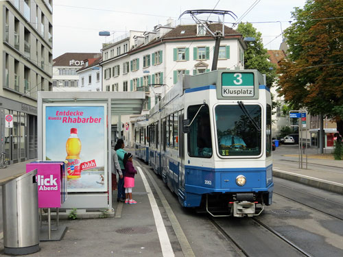 Zurich Tram 2000 - www.simplonpc.co.uk - Photo: ©2014 Ian Boyle