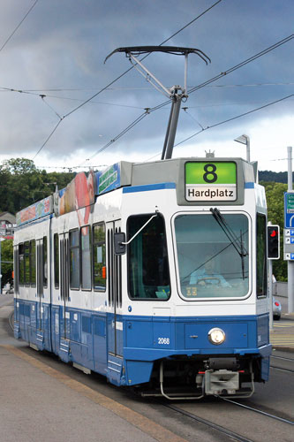 Zurich Tram 2000 - www.simplonpc.co.uk - Photo: ©2011 Ian Boyle