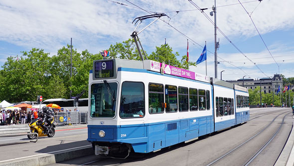 Zurich Tram 2000 - www.simplonpc.co.uk - Photo: ©2017 Ian Boyle