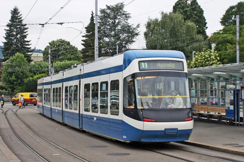 Zurich Cobra Tram - www.simplonpc.co.uk - Photo: ©2011 Ian Boyle