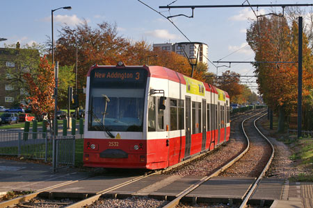 Croydon Tramlink - www.simplonpc.co.uk -  Photo: © Ian Boyle  2007