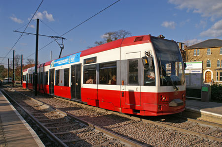 Croydon Tramlink - www.simplonpc.co.uk -  Photo: © Ian Boyle  2007