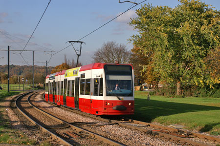 Croydon Tramlink - www.simplonpc.co.uk -  Photo: © Ian Boyle  2007