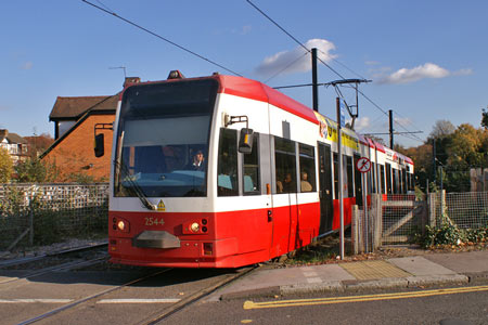 Croydon Tramlink - www.simplonpc.co.uk -  Photo: © Ian Boyle  2007