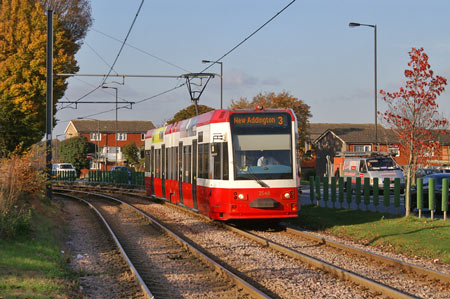 Croydon Tramlink - www.simplonpc.co.uk -  Photo: © Ian Boyle  2007