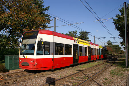 Croydon Tramlink - www.simplonpc.co.uk -  Photo: © Ian Boyle  2007