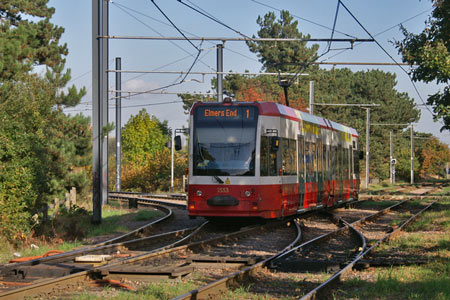 Croydon Tramlink - www.simplonpc.co.uk -  Photo: © Ian Boyle  2007