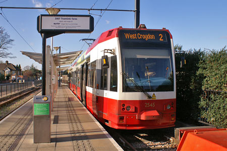 Croydon Tramlink - www.simplonpc.co.uk -  Photo: © Ian Boyle  2007