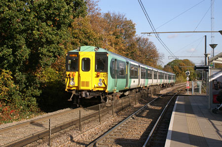 Croydon Tramlink - www.simplonpc.co.uk -  Photo: © Ian Boyle  2007