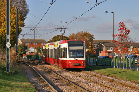 Croydon Tramlink - www.simplonpc.co.uk -  Photo: © Ian Boyle  2007