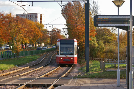 Croydon Tramlink - www.simplonpc.co.uk -  Photo: © Ian Boyle  2007