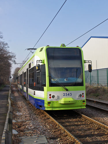 CROYDON TRAMLINK - Photo:  Ian Boyle, 7th February 2012 - www.simplonpc.co.uk - Simplon Postcards