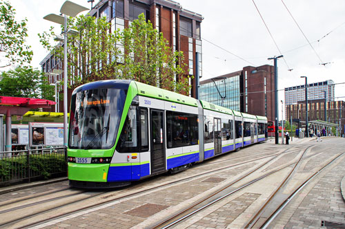 LONDON TRAMLINK - Photo:  Ian Boyle, 19th June 2012 - www.simplonpc.co.uk - Simplon Postcards