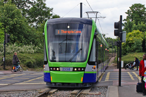 LONDON TRAMLINK - Photo:  Ian Boyle, 19th June 2012 - www.simplonpc.co.uk - Simplon Postcards