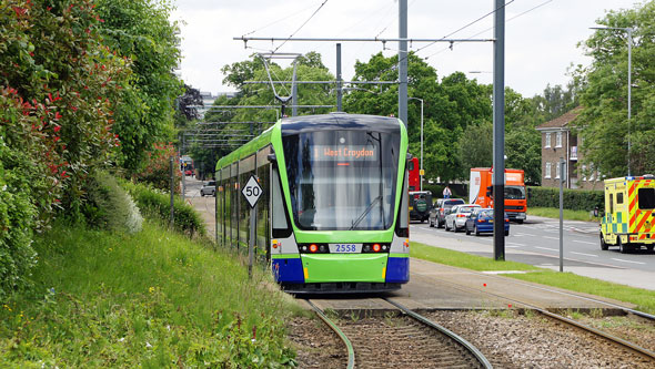 LONDON TRAMLINK - Photo:  Ian Boyle, 19th June 2012 - www.simplonpc.co.uk - Simplon Postcards