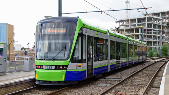 LONDON TRAMLINK - Photo:  Ian Boyle, 19th June 2012 - www.simplonpc.co.uk - Simplon Postcards