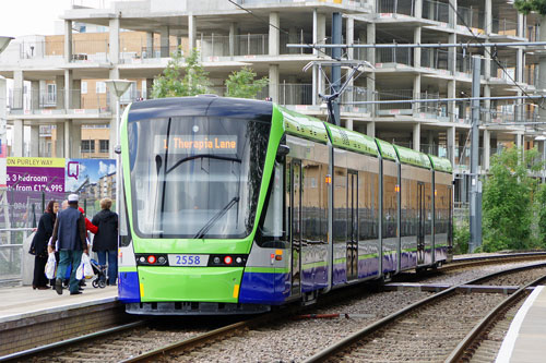 LONDON TRAMLINK - Photo:  Ian Boyle, 19th June 2012 - www.simplonpc.co.uk - Simplon Postcards