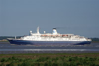 MARCO POLO leaving Tilbury on a Norwegian cruise