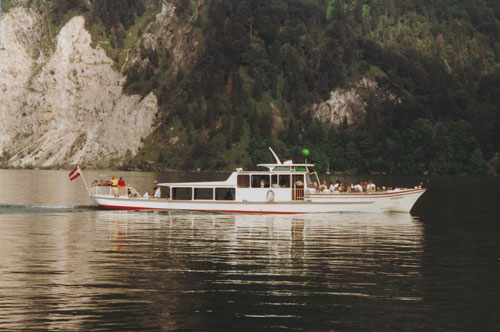 GRUNBERG - Traunsee - Photo: ©1989 Ian Boyle - www.simplonpc.co.uk